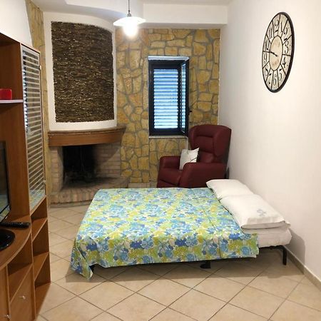Mare O Montagna Apartment Cosenza Exterior photo